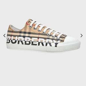 Burberry Larkhall Low-Top Logo Check Canvas Sneakers